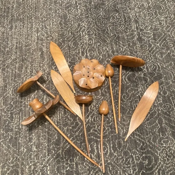 Wooden table center piece - Picture 4 of 4